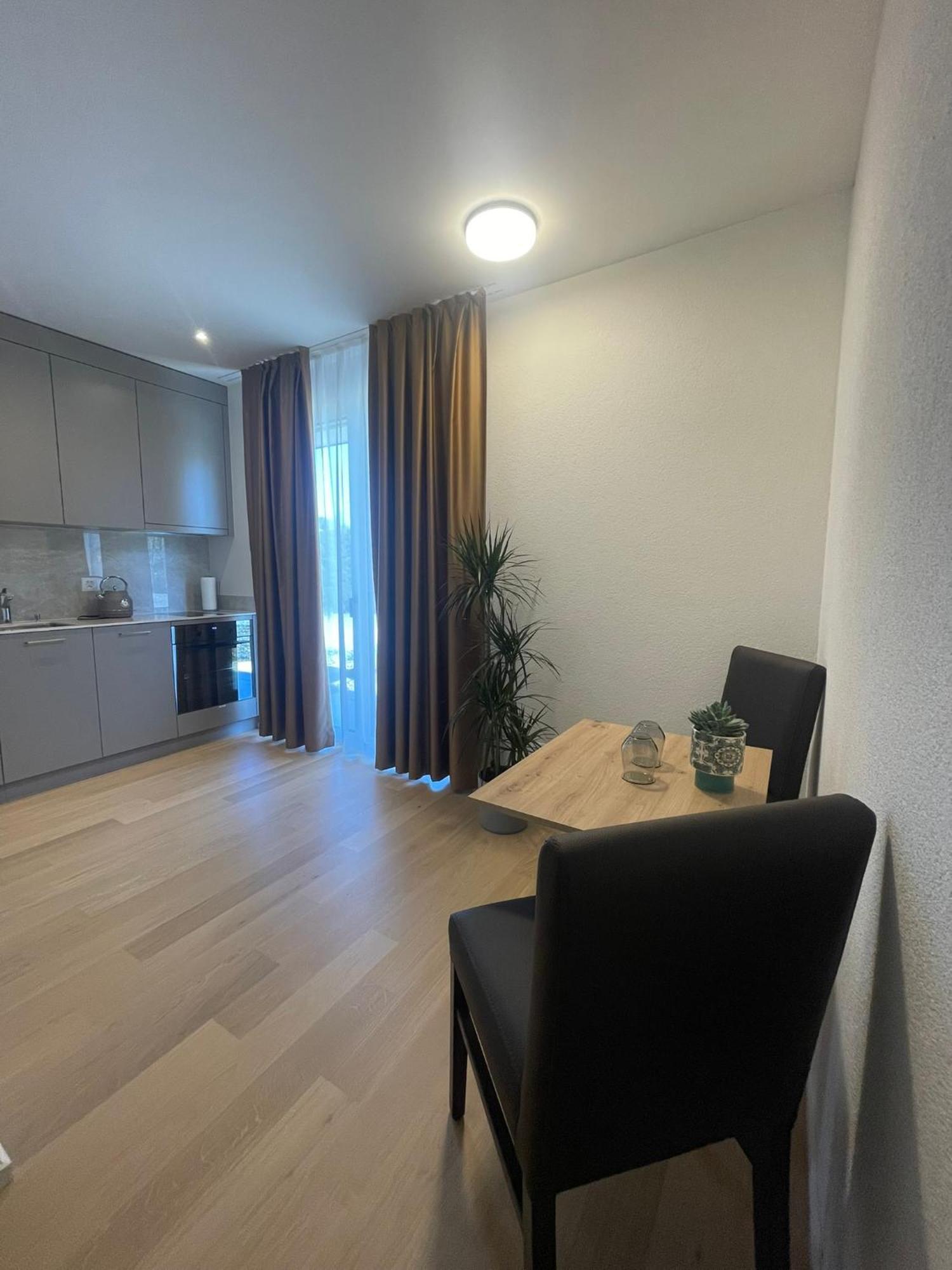 Hotel Swiss Bellevue Oberwangen Екстериор снимка